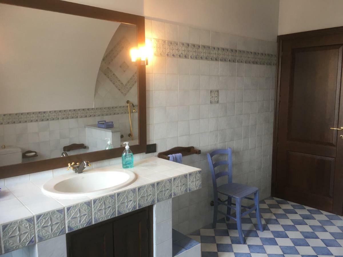 מלון Balocco Castello Della Bastia מראה חיצוני תמונה